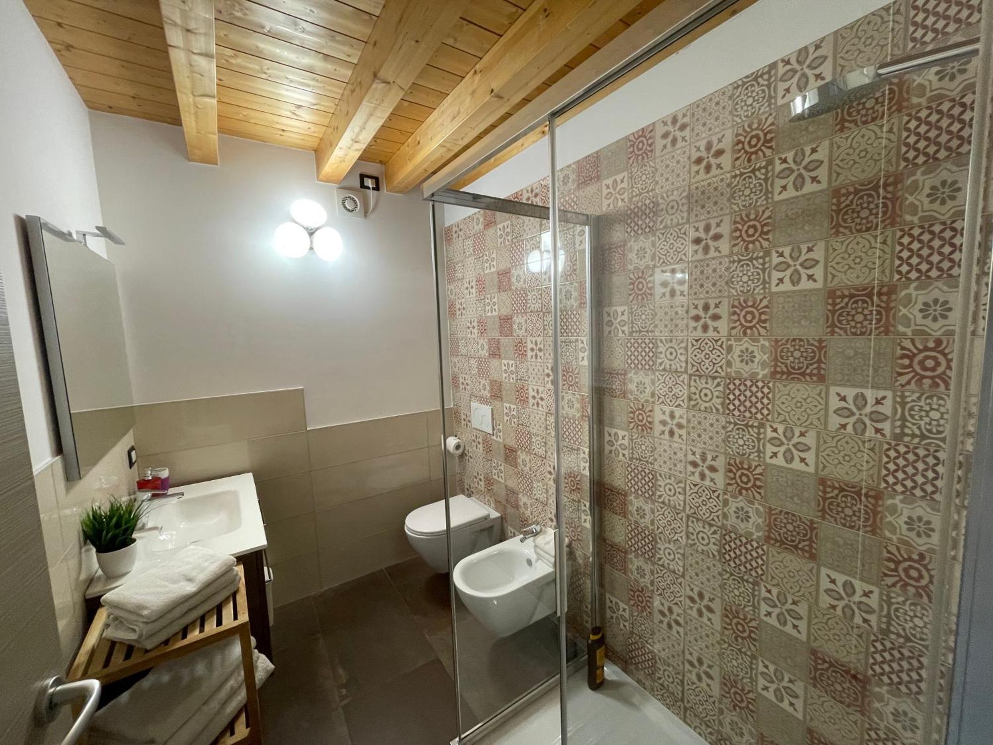 Dimora Rosso San Zeno - Wifi Veloce E Adatto Per Famiglie Verona Buitenkant foto
