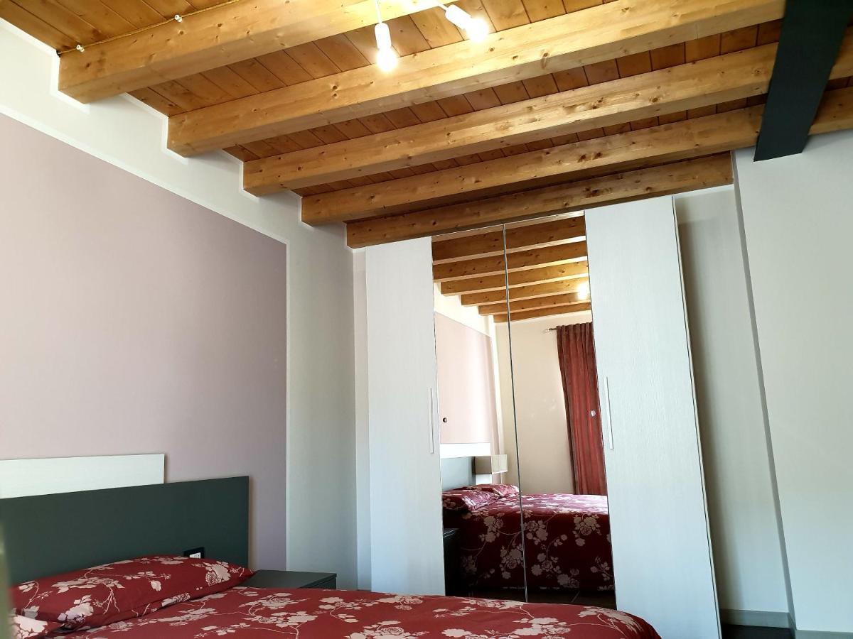 Dimora Rosso San Zeno - Wifi Veloce E Adatto Per Famiglie Verona Buitenkant foto