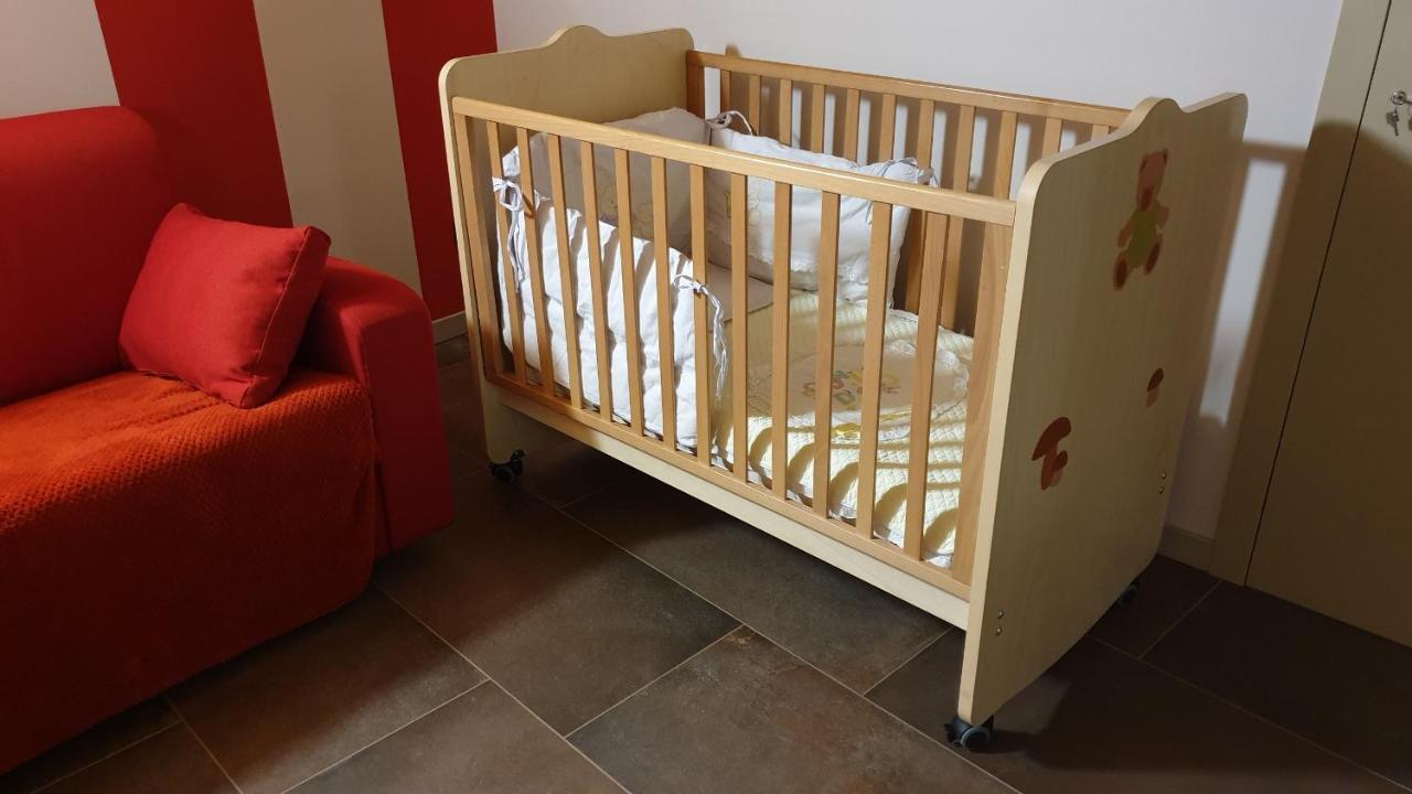 Dimora Rosso San Zeno - Wifi Veloce E Adatto Per Famiglie Verona Buitenkant foto